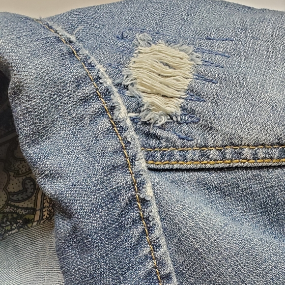 EUC Jean Jacket - Picture 6 of 14